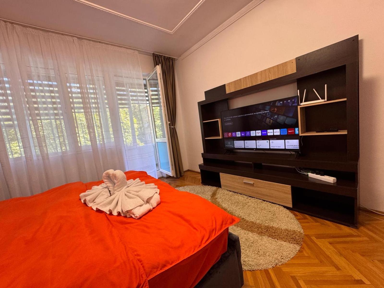 Linen Tree Apartment Băile Herculane Exterior foto